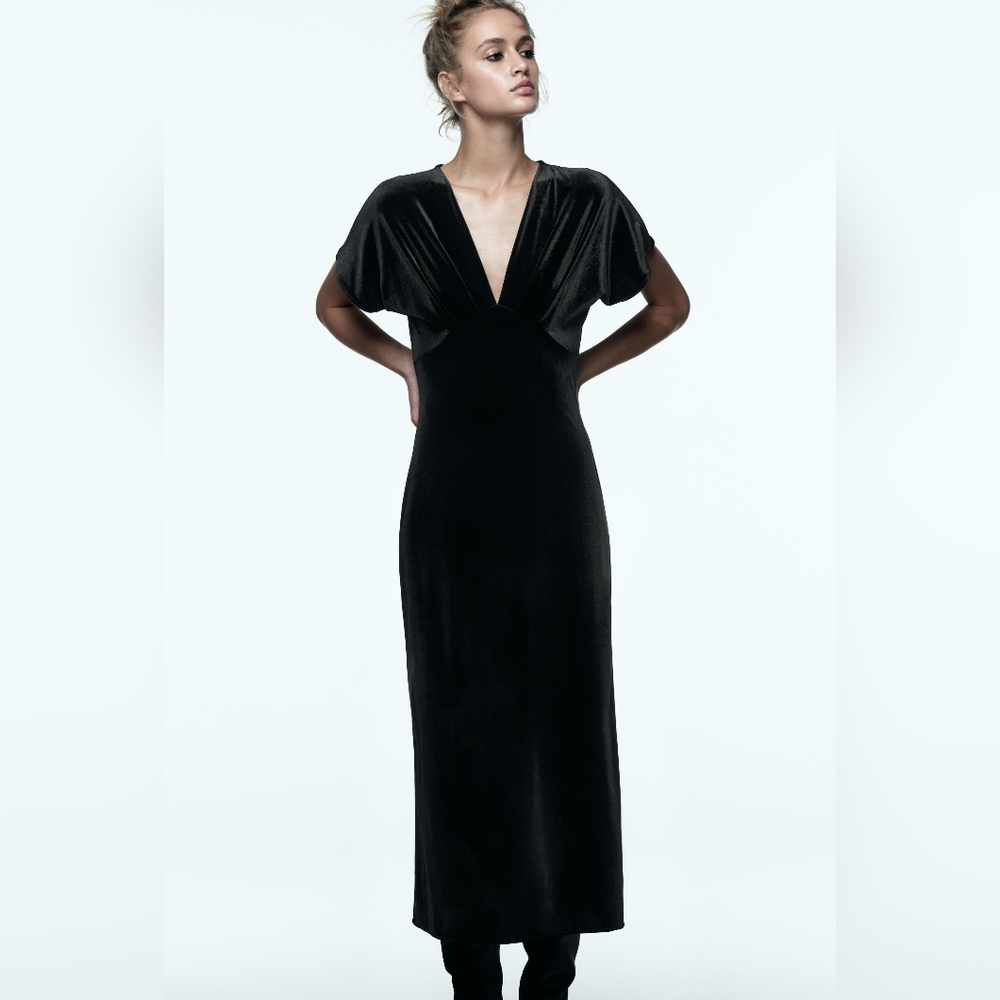Zara Sophisticated Black Velvet Maxi Dress